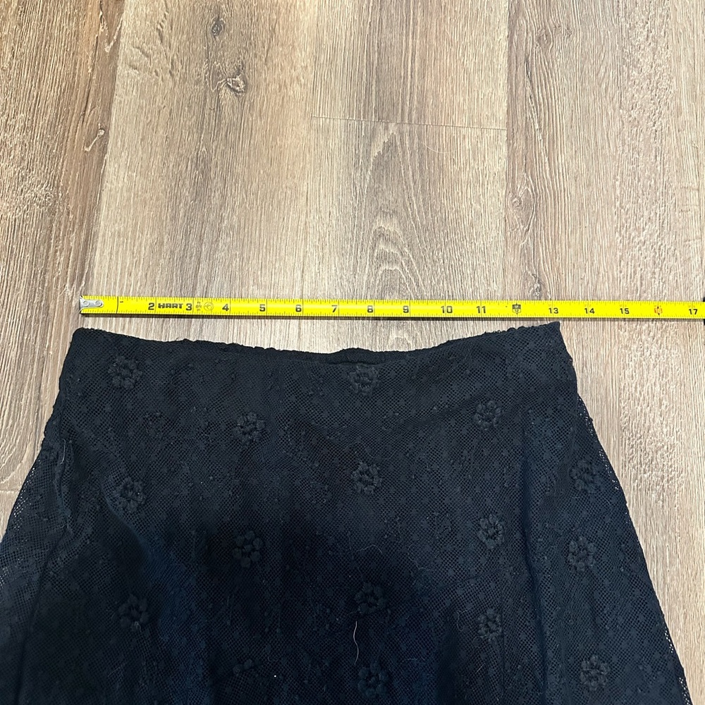 Universal Thread black lace Skirt - Picture 4 of 6
